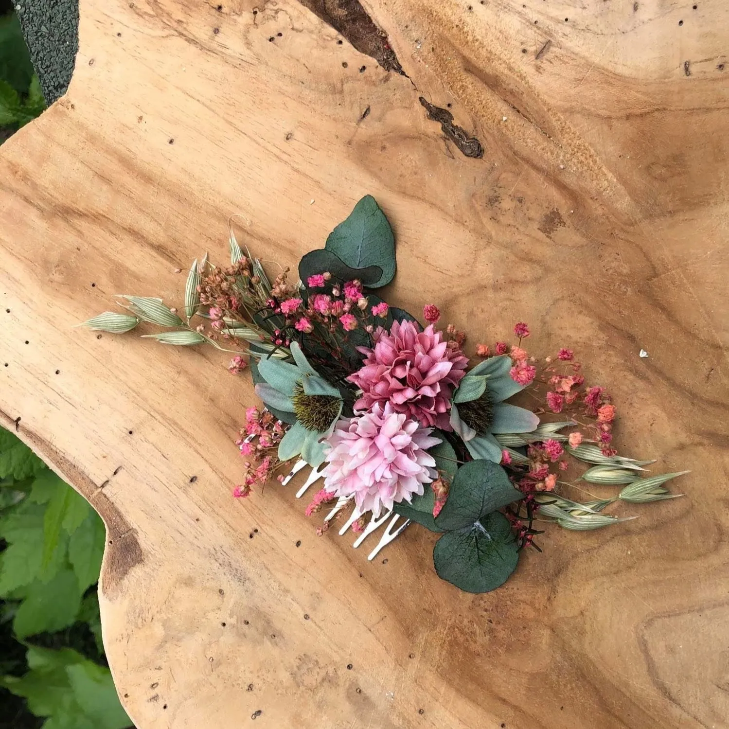 Pink wedding hair comb Bridal flower comb Magaela accessories Romantic flower jewellery Eucalyptus and Baby's breath comb Wedding 2021