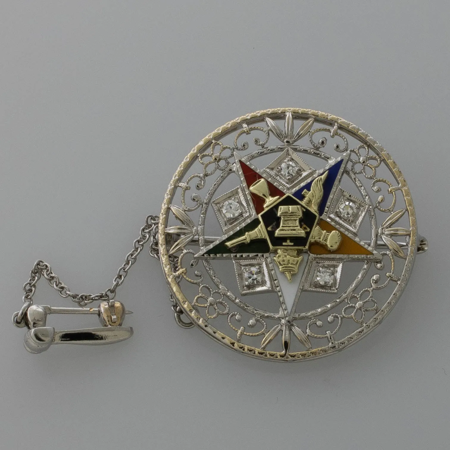 Pre-Owned 14K White Gold Filigree Past Master Eastern Star Pin with Gavel & Diam