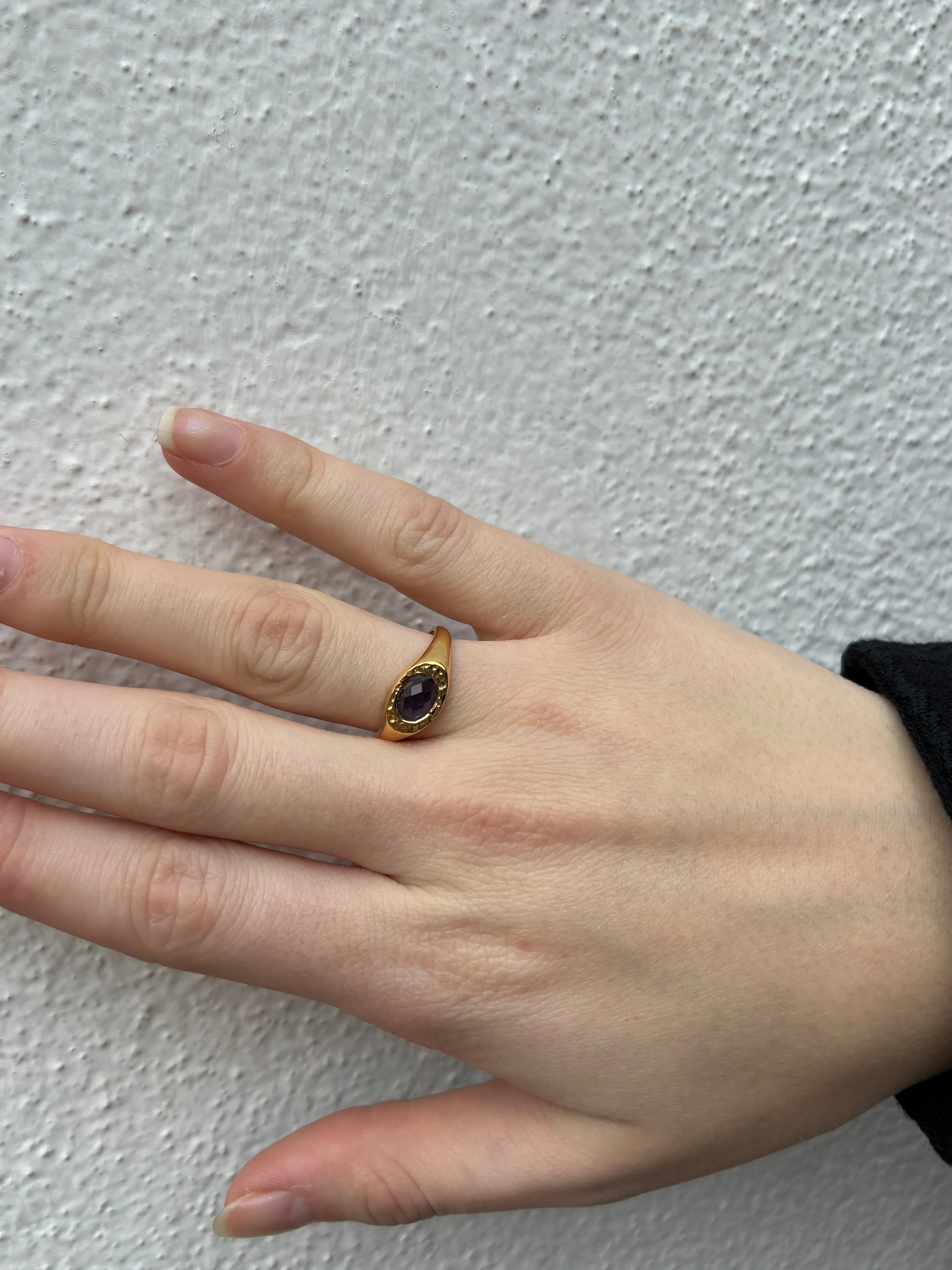 Une A Une Tamara Iolite Ring